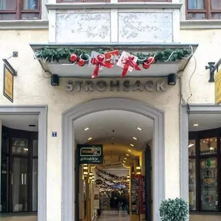 Apartment In Der Strohsackpassage - Zentrum Hbf Oper Leipzig Exterior photo